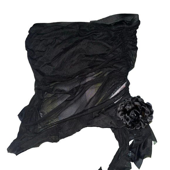 PrettyLittleThing Black Mesh Long Line Floral Frill Bandeau Top Size 10 - Picture 2 of 7